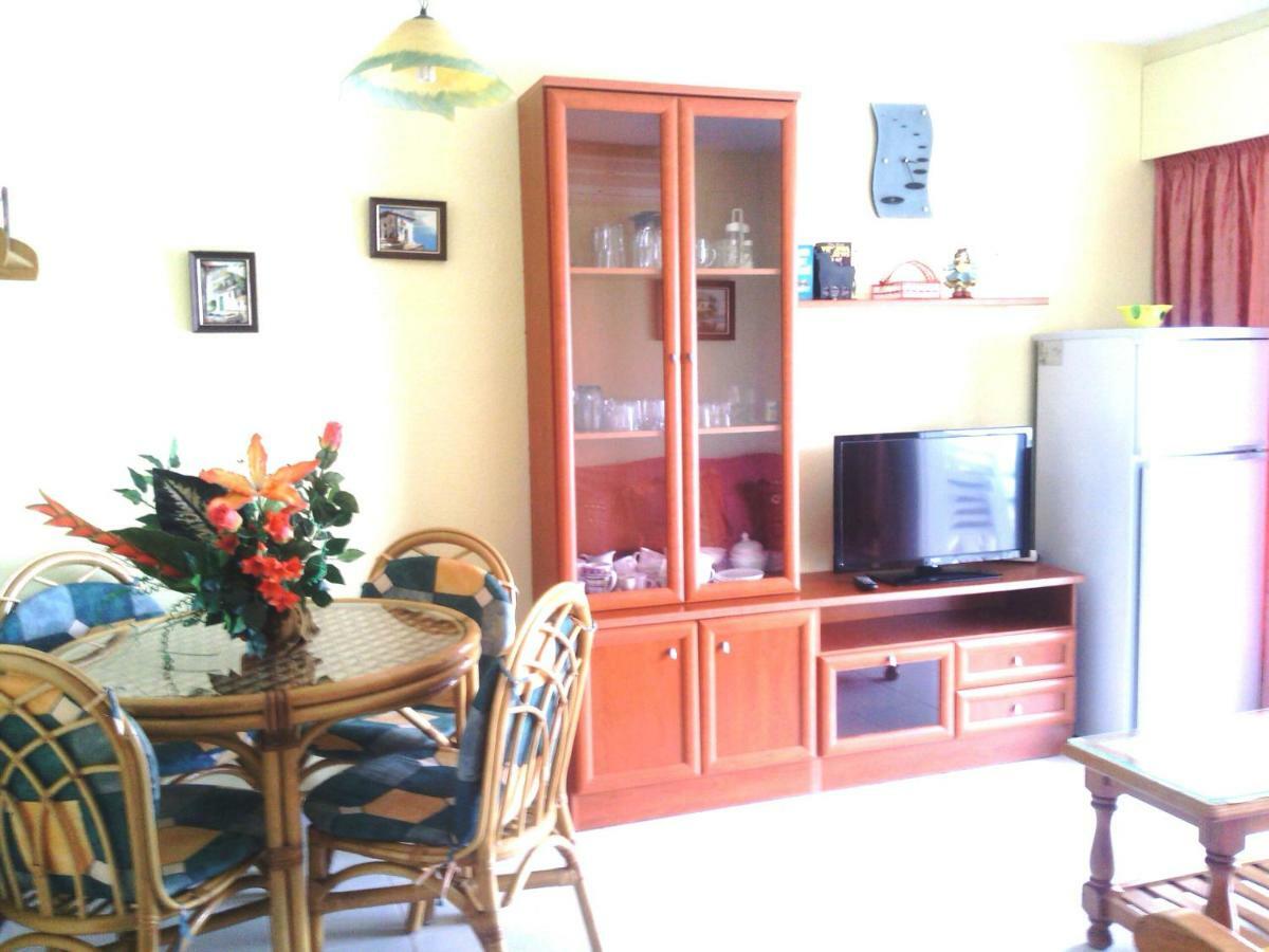 Apartamentos Esmeralda 2 カルプ エクステリア 写真